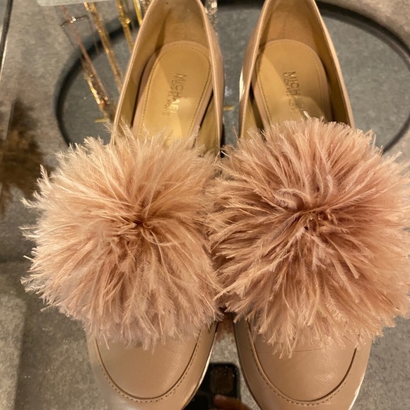 Michael Kors Slides - Picture 2 of 3